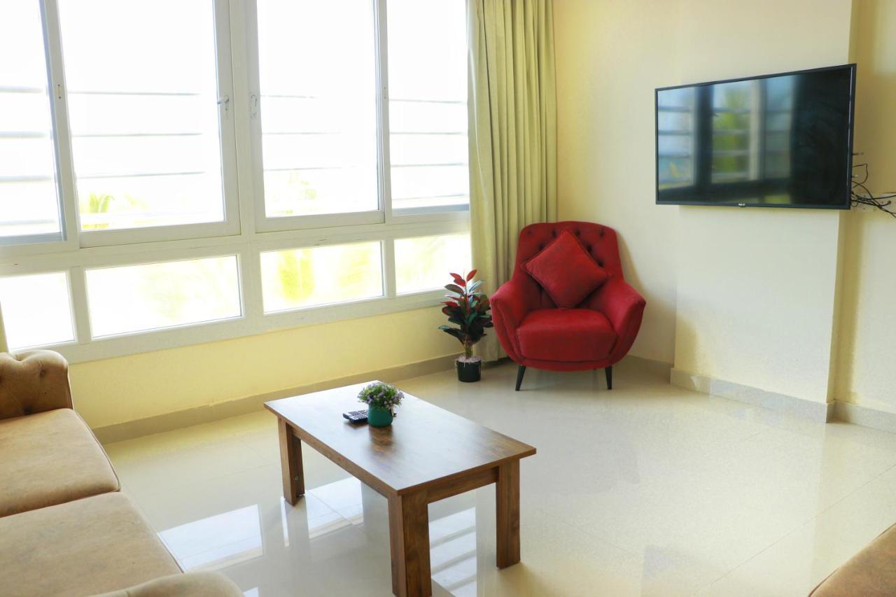 Almansor Furnished Apartment 3 Salalah Bagian luar foto